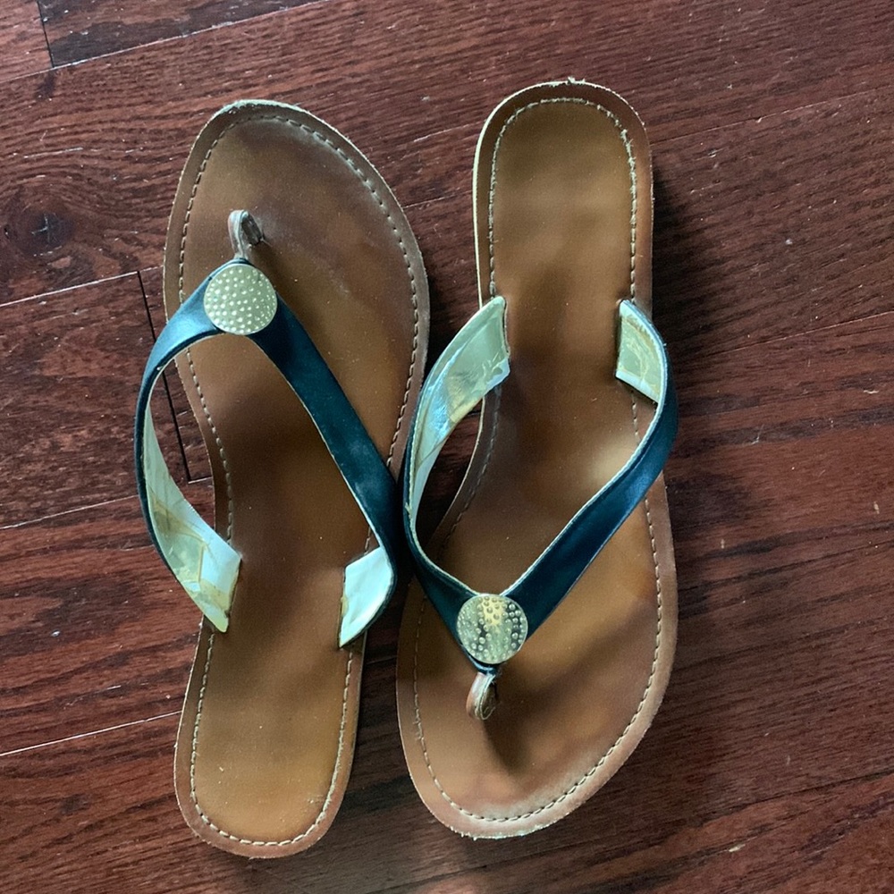 Report thong flip flop sandal size 9
